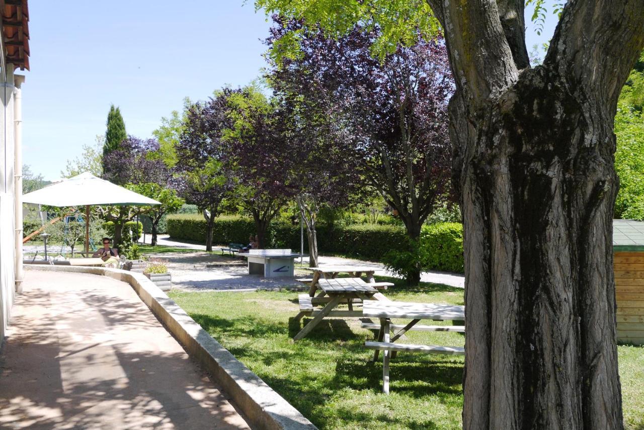 Camping Forcalquier Les Routes De Provence Hotel Zewnętrze zdjęcie